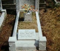 Grave of Mabel and Stanley Rawlings in 1974 ©Brenda Inwood